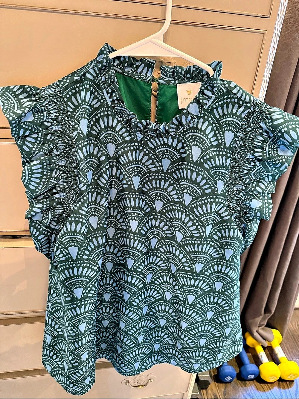 j.marie Geometric Ruffle Sleeve Blouse in Green & Blue Size XS